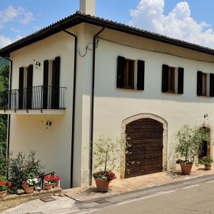 Agriturismo Casa Vacanze in Umbria - Valtopina, Foligno